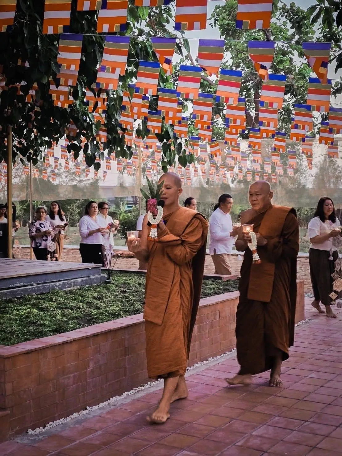 พิธีอัญเชิญพระพุทธปฏิมาประธาน